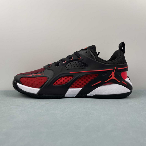 D Jordan Heir 1 0   FQ3858-006  40 40 5 41 42 42 5 43 44 44 5